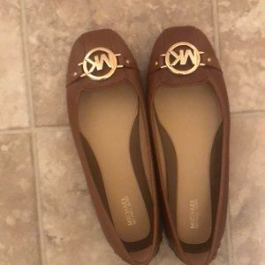 Michael Kor Fulton Moc 8.5 W nwt